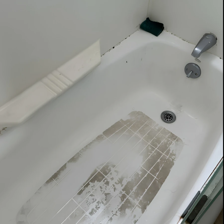 Bathtub before and after deep cleaning service in Massachusetts